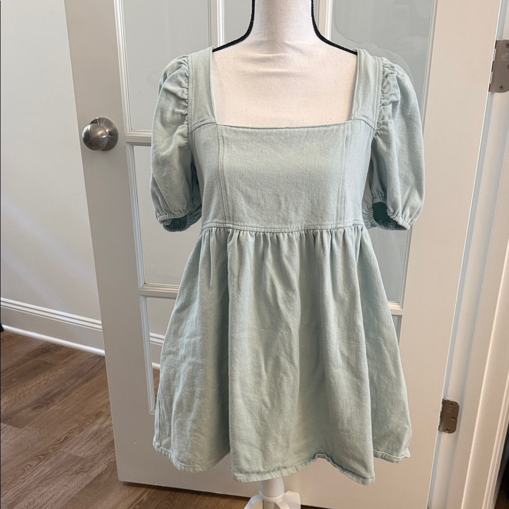 MOD on Trend Light Blue Denim Puff Sleeve Dress, Size Medium